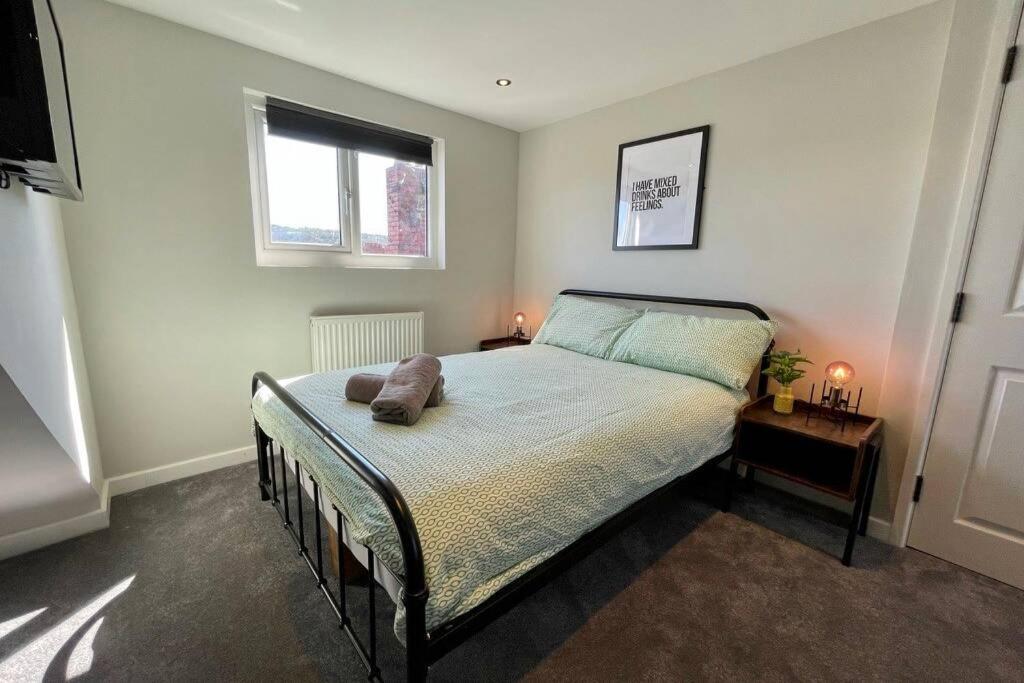 Large House Near Victoria Park For Groups, 10 Mins Bus To City Centre Cardiff Exteriér fotografie